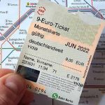 O novo bilhete de transporte mensal de 9 Euros: tudo o que você precisa saber para o seu passeio na Alemanha.
