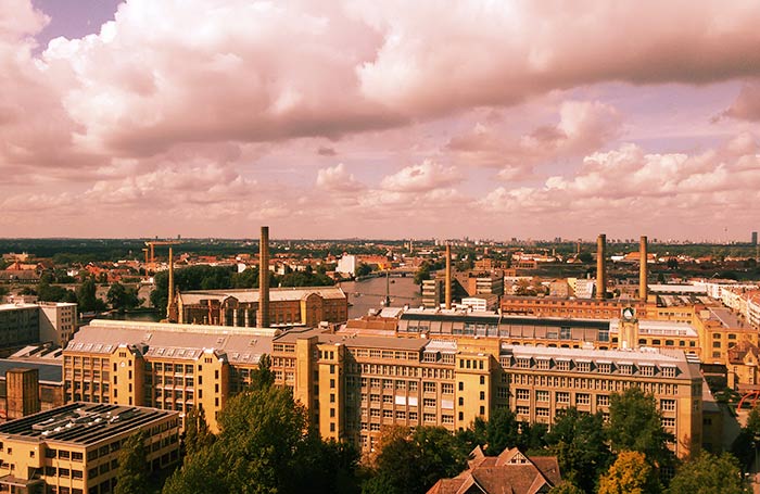 Un panorama sulle antiche industrie di Berlino.